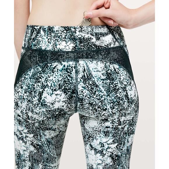 Lululemon Never Still Crop 21" Leggings Wildwood White Nocturnal Teal Mesh Sz 6 - Picture 7 of 12
